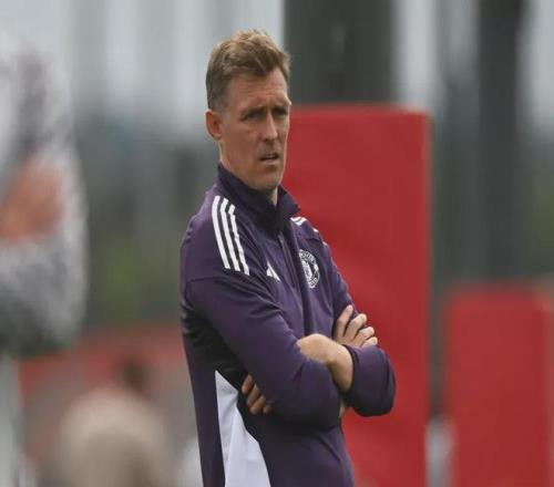 二十载短道,征程,老裁判深情,芒果体育平台,芒果体育官方网站,芒果体育登录入口,芒果体育app下载