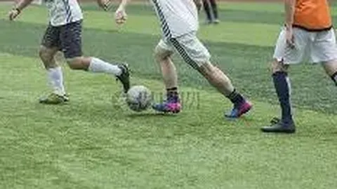 田栩宁梓渝：爆卖2000万甜玉米背后的流量困境与品牌争议